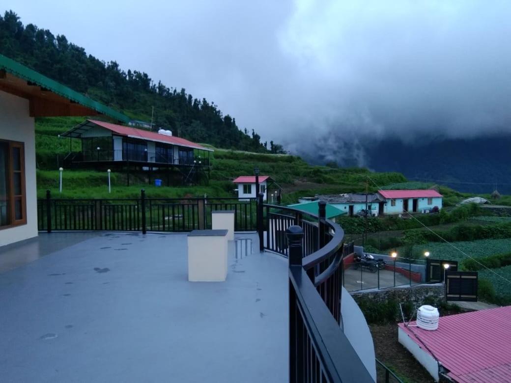 Memento Vivere Kanatal Buitenkant foto